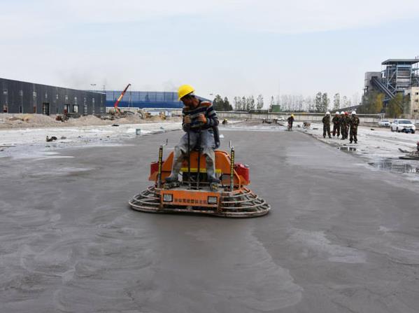 新疆伊犁建設(shè)兵團(tuán)電廠爐渣固廢筑路